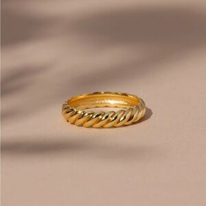 Uncommon James Vermeil Twisted Ring